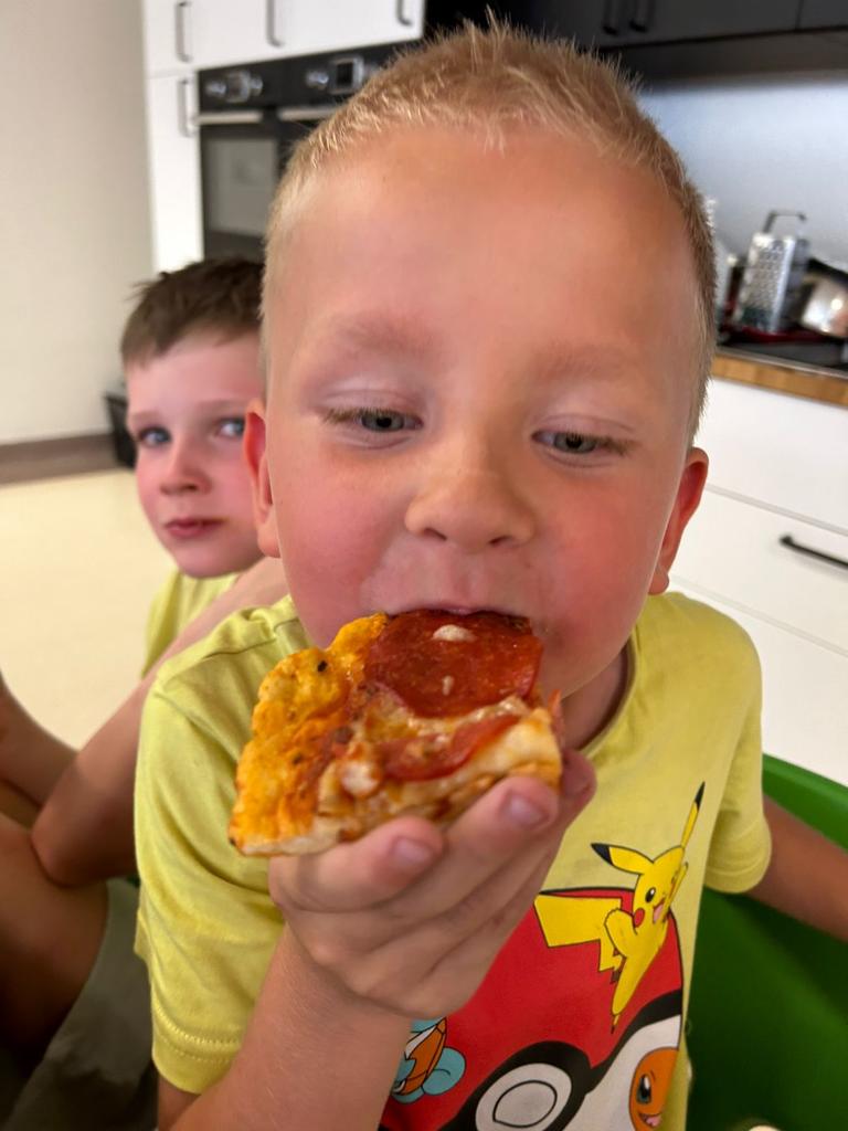 07ff1723-ce57-4d61-8ae3-c4ee03b37663