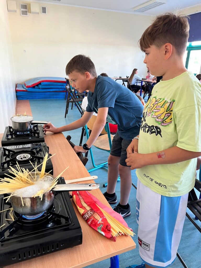 145972cd-4ab1-4a7f-9c61-5eb17bf12e9f