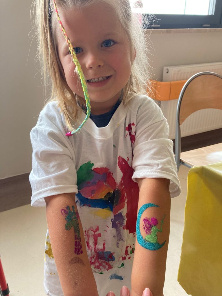 458a1814-f4c2-48e3-b201-3ed0b5122a52