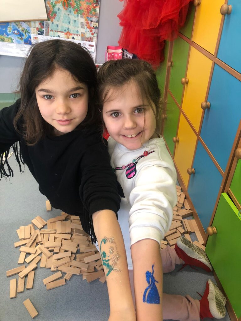 425617088_882737606976396_7732392918390966201_n